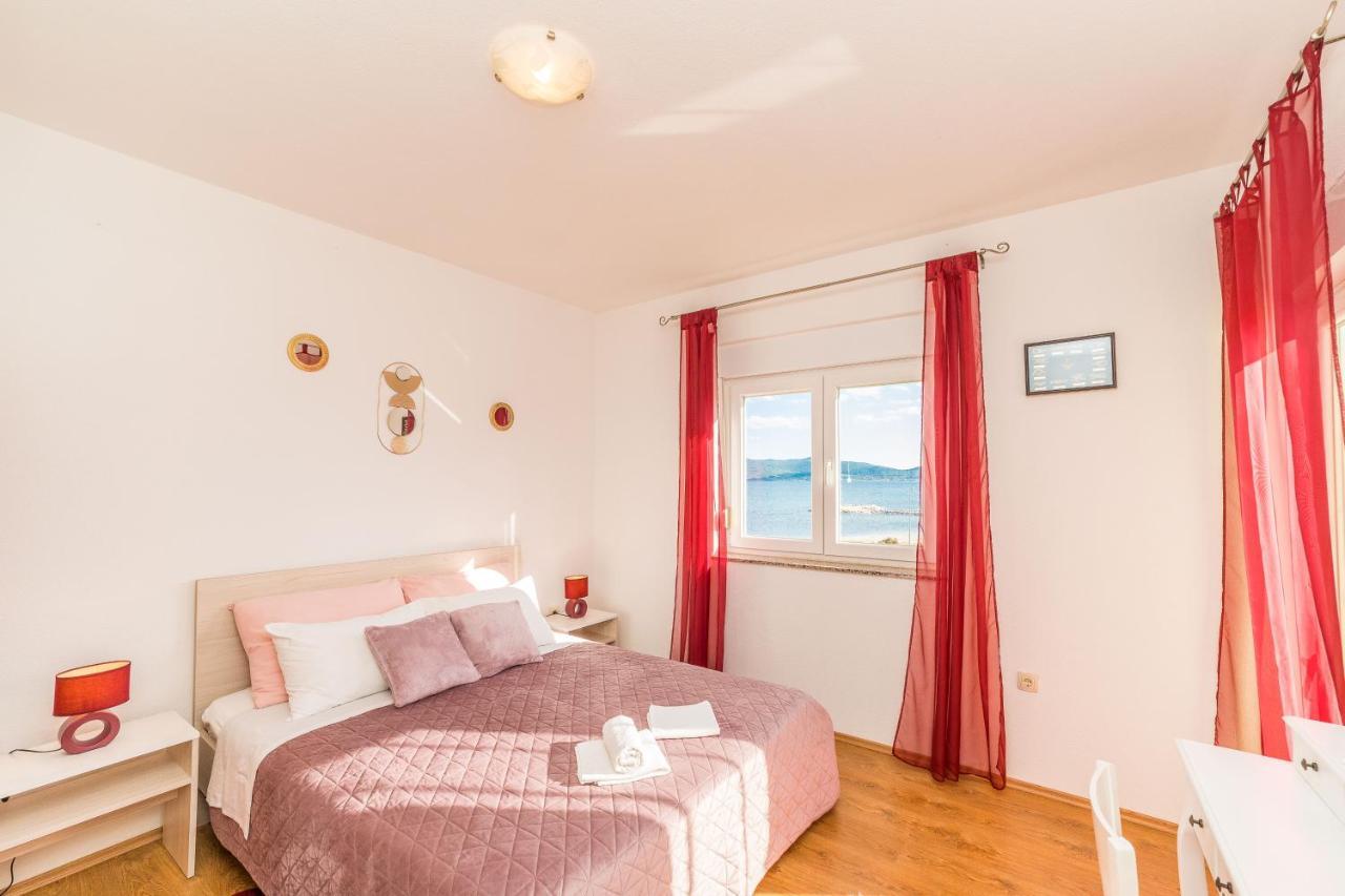 Apartments Matilda Sukošan エクステリア 写真