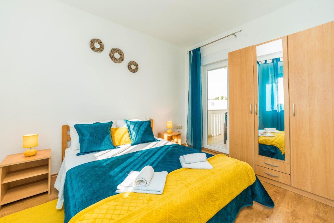 Apartments Matilda Sukošan エクステリア 写真